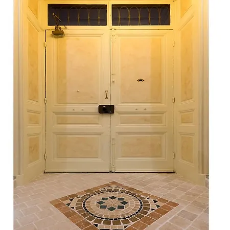بيت ضيافة Sanremo Inn
