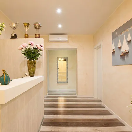 بيت ضيافة Sanremo Inn سانريمو